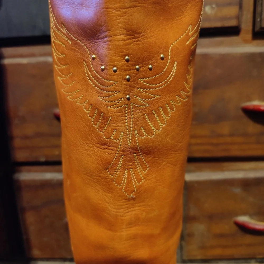 Vintage Dingo Boots Embroidered Eagle Brass Toe Brass Studs Leather 8.5 - Picture 11 of 11